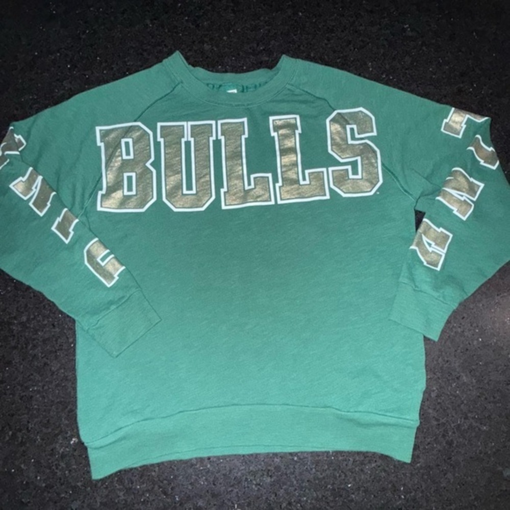 UEC PINK VICTORIA’S SECRET USF BULLS GREEN  SOFT SWEATSHIRT POCKETS GOLD PRINT M